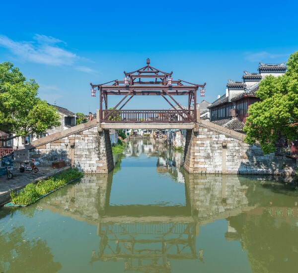 2-Day Essential Suzhou and Tongli Water Town Tour